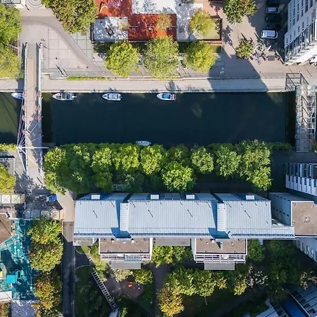 2 Bedroom With Canal View, Private Sauna, Sun Deck And Ev Parking Daire *