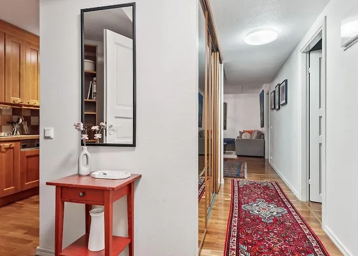 Apartmán 2 Bedroom With Canal View, Private Sauna, Sun Deck And Ev Parking