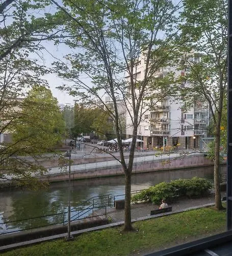 2 Bedroom With Canal View, Private Sauna, Sun Deck And Ev Parking