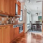 2 Bedroom With Canal View, Private Sauna, Sun Deck And Ev Parking Helsinki